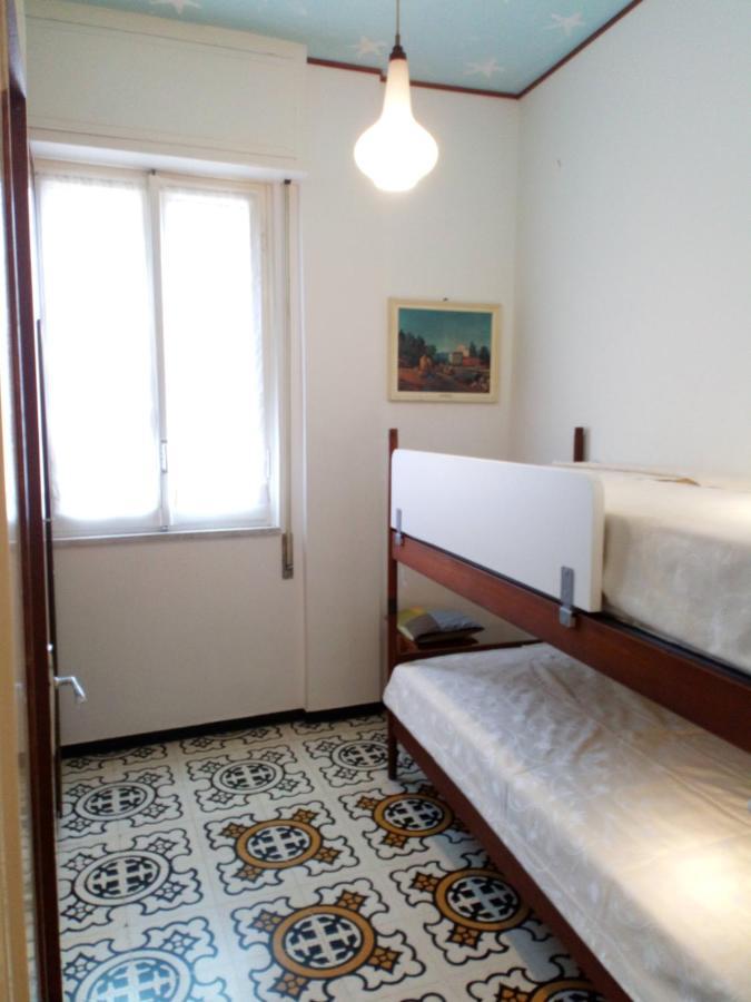 Casa Di Claude Con Posto Auto Apartamento Finale Ligure Exterior foto