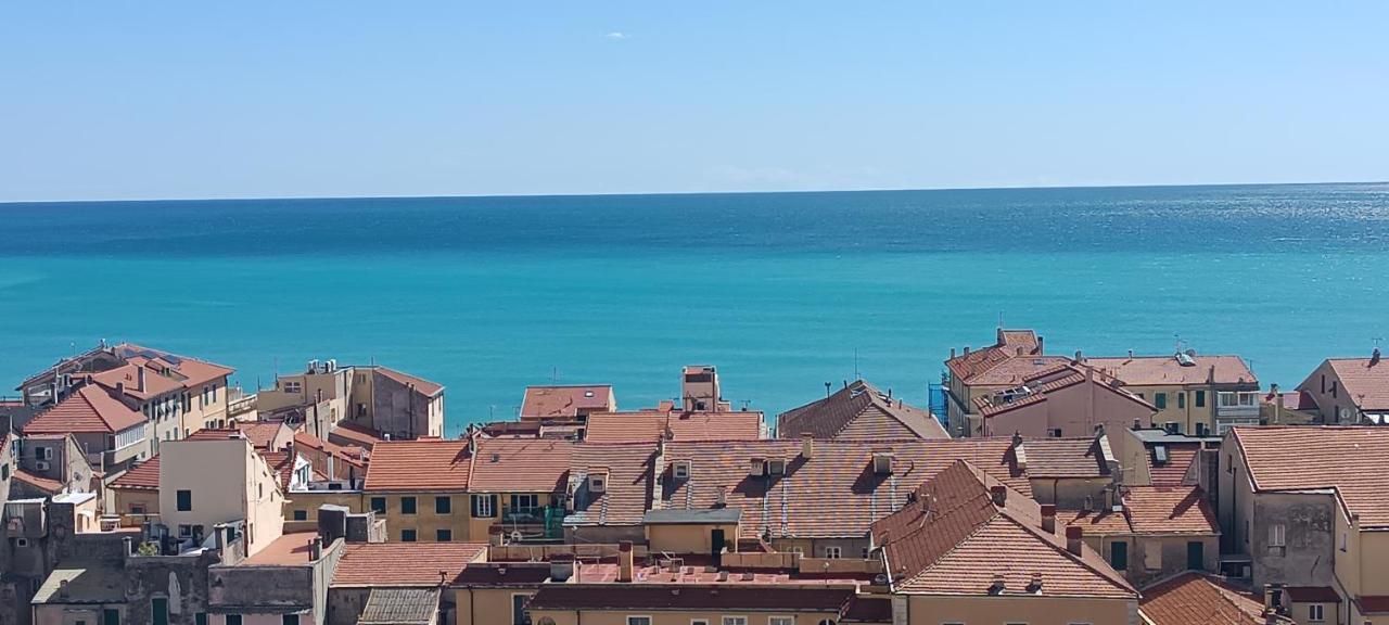 Casa Di Claude Con Posto Auto Apartamento Finale Ligure Exterior foto