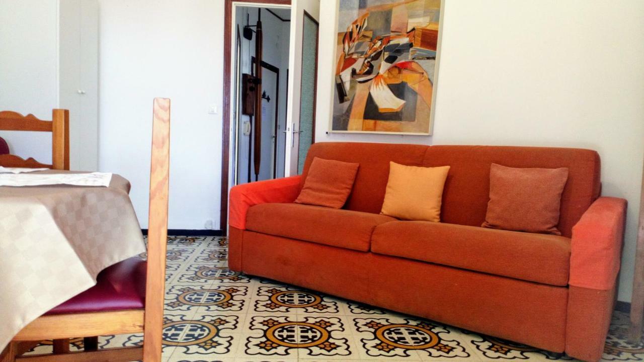 Casa Di Claude Con Posto Auto Apartamento Finale Ligure Exterior foto